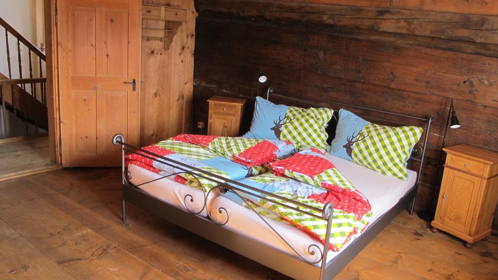 Ferienwohnung Graubuenden/ Castiel ภายนอก รูปภาพ